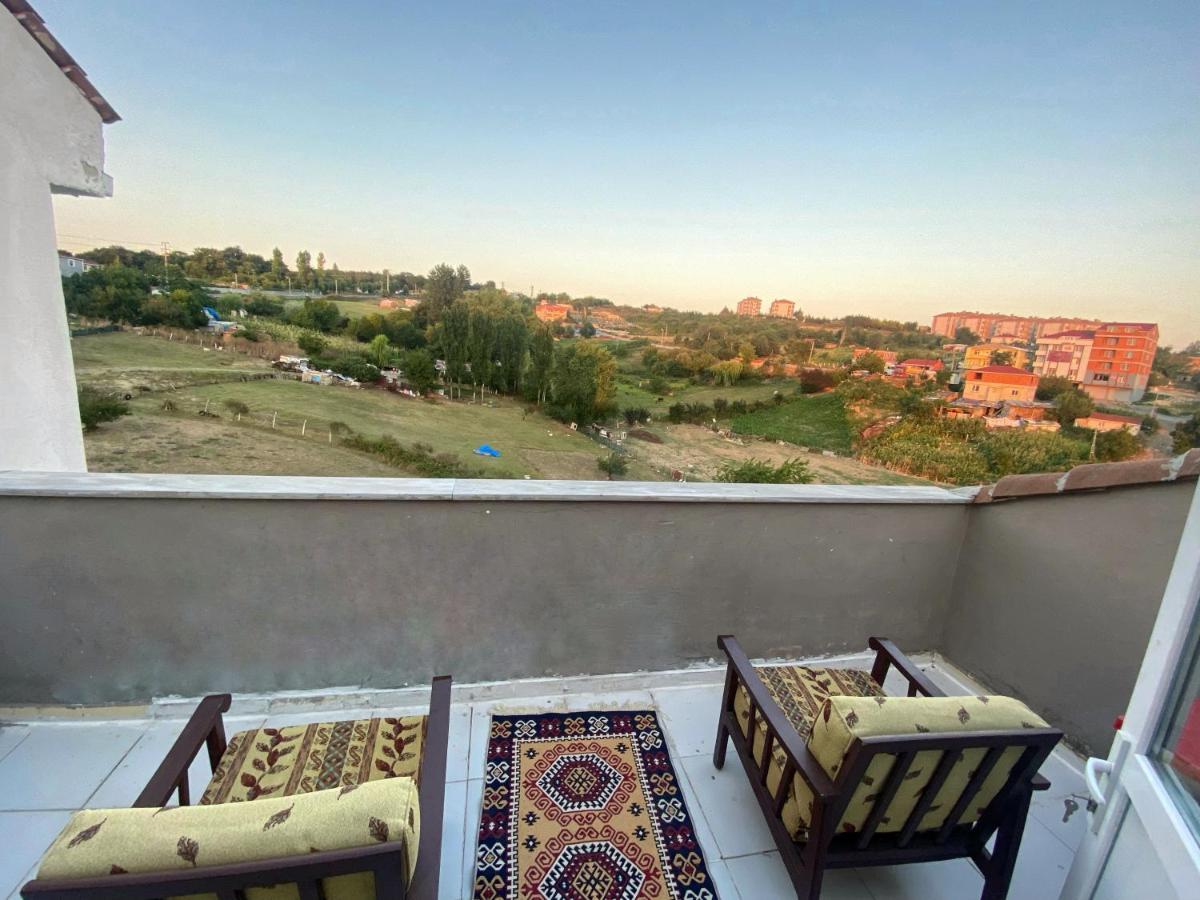 Cozy House Near The Airport Arnavutkoy Exterior foto